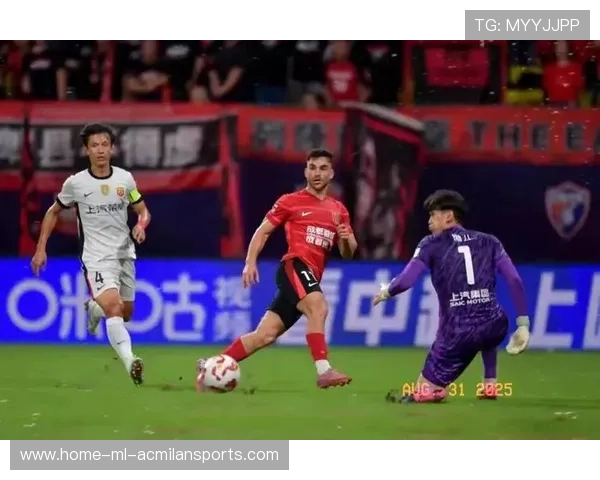 中超末轮或爆冷:揭开背后惊天变数,谁能逆袭登顶? 中超末轮或爆冷:揭开背后惊天变数,谁能逆袭登顶?