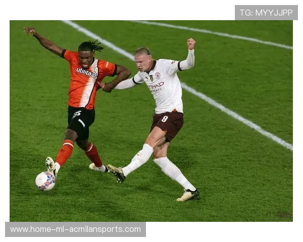 德布劳内脚后跟助攻哈兰德补射建功